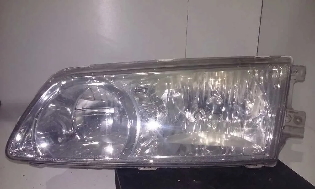 Faro Izquierdo para Hyundai H 1