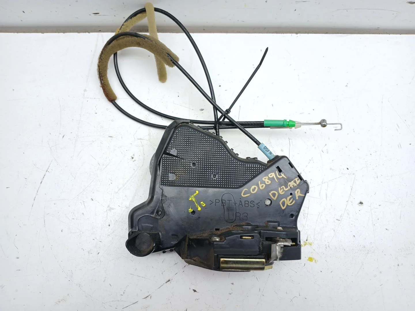 Cerradura Puerta Delantera Derecha para Toyota Corolla (E12)