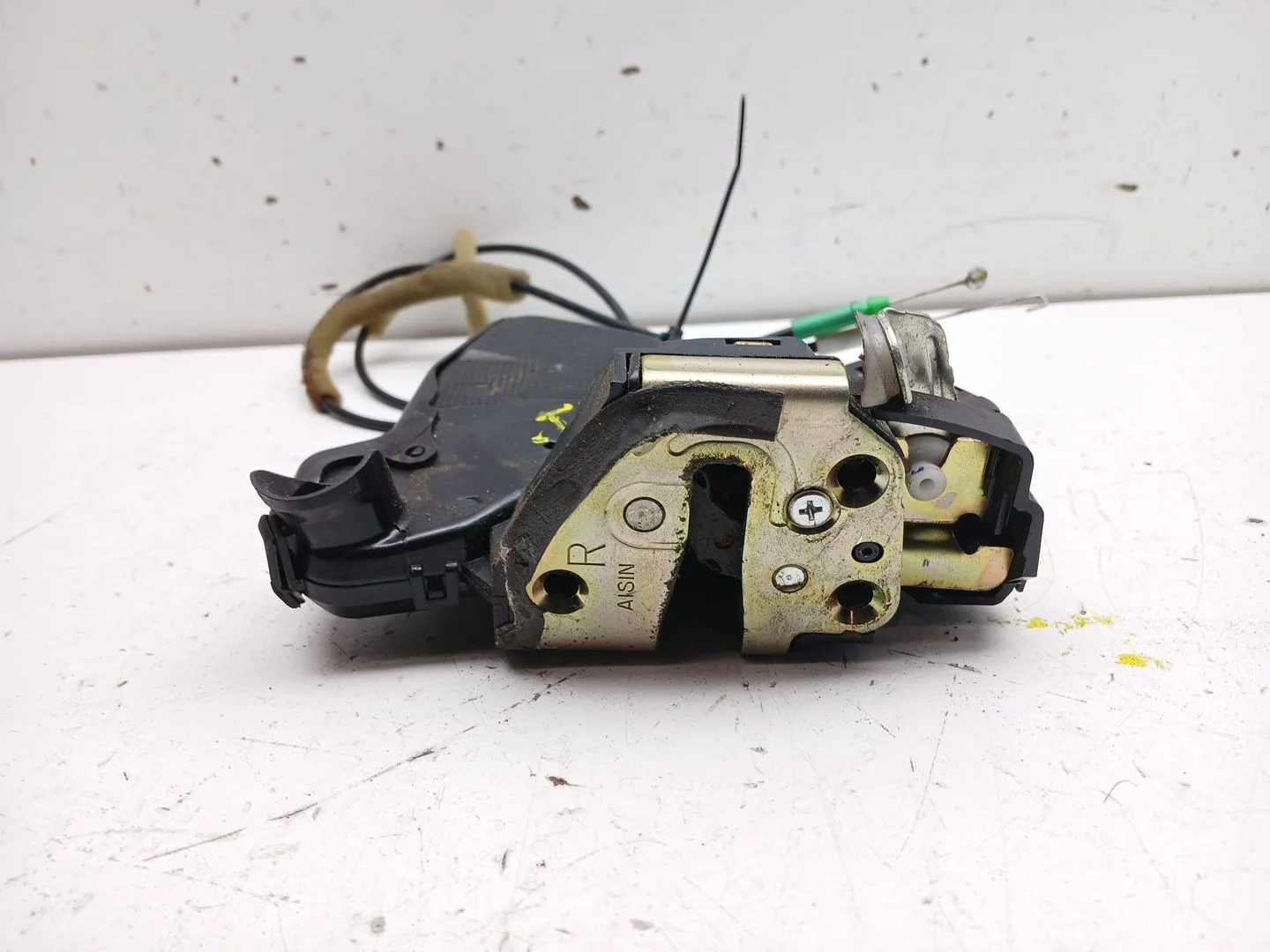Cerradura Puerta Delantera Derecha para Toyota Corolla (E12)