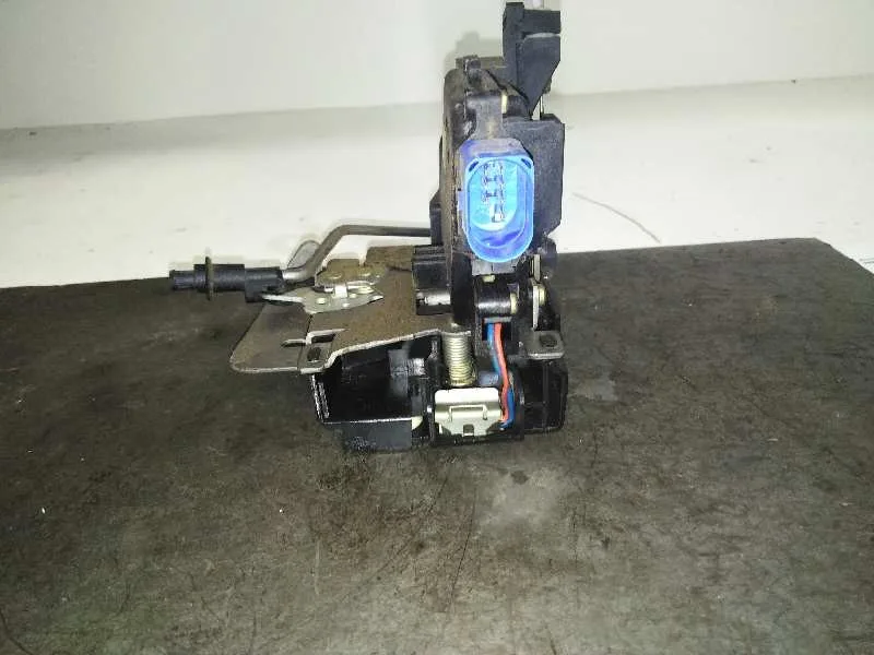 Cerradura Puerta Delantera Derecha para Audi A3 (8P)