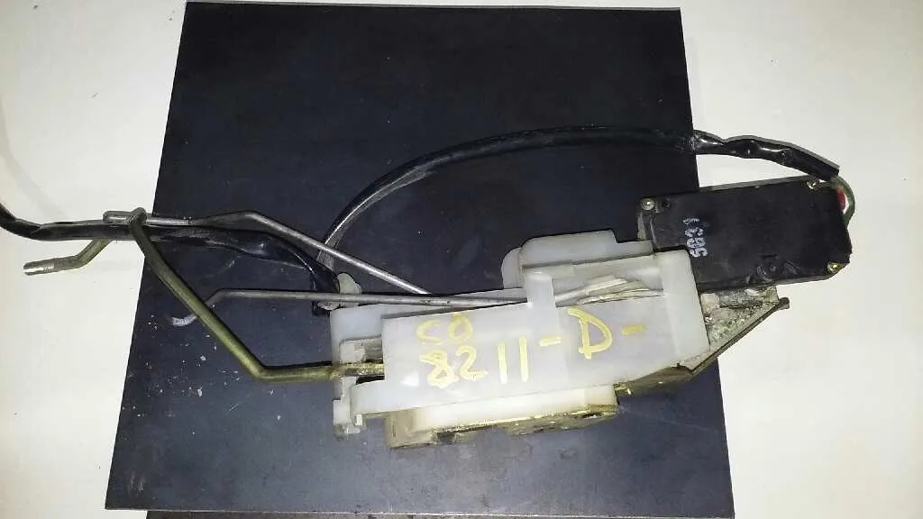 Cerradura Puerta Delantera Derecha para Mazda 323 Berlina C/F/S (Ba)