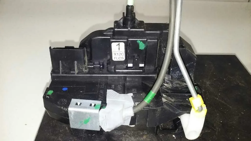 Cerradura Puerta Delantera Izquierda para Nissan Juke (F15)