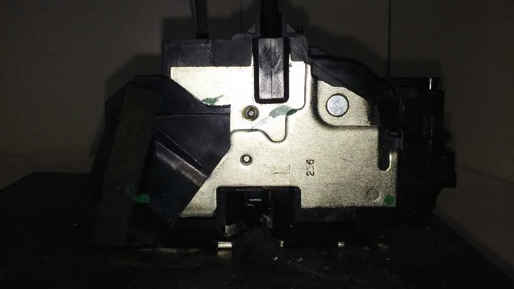 Cerradura Puerta Delantera Izquierda para Nissan Juke (F15)