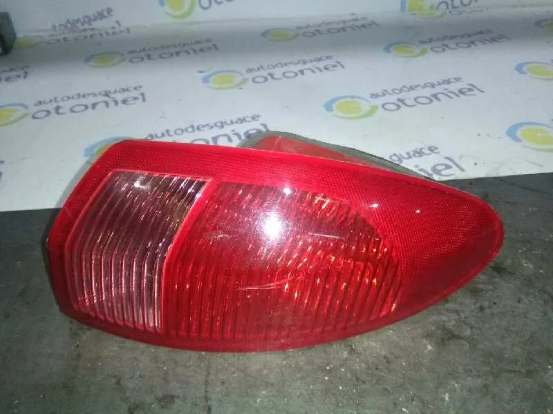 Piloto Trasero Derecho para Alfa Romeo 147 (190)