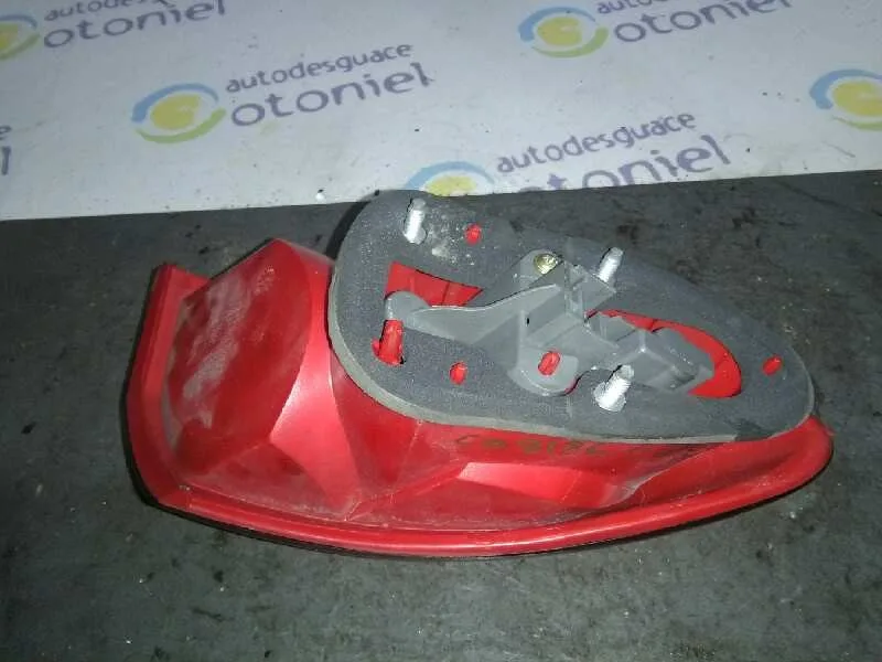 Piloto Trasero Derecho para Alfa Romeo 147 (190)