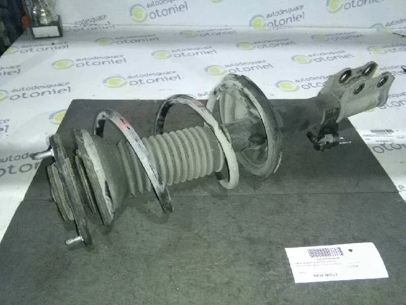 Amortiguador Delantero Izquierdo para Toyota Corolla (E12)