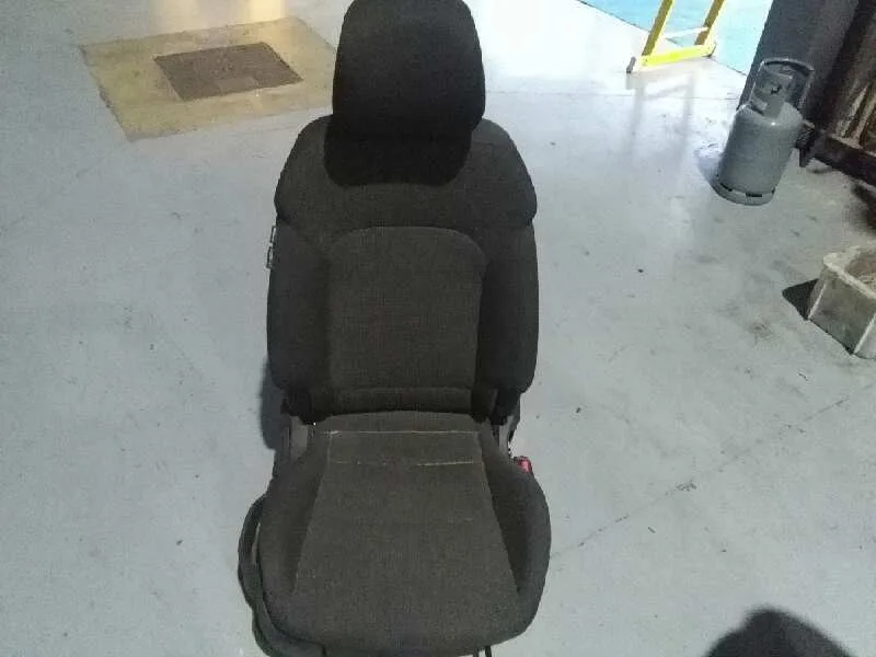 Asiento Delantero Derecho para Kia Carens ( )