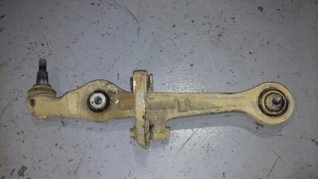 Brazo Suspension Inferior Delantero Derecho para Seat Exeo Berlina (3R2)