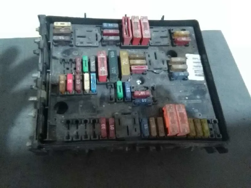 Caja Reles / Fusibles para Audi A3 (8P)