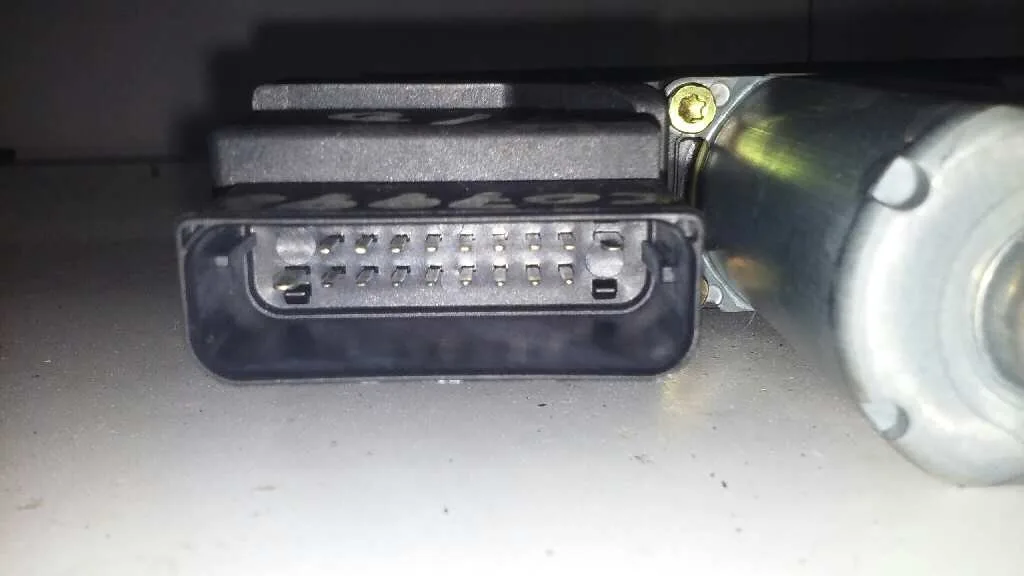 Motor Elevalunas Trasero Derecho para Volkswagen Passat Berlina (3B2)