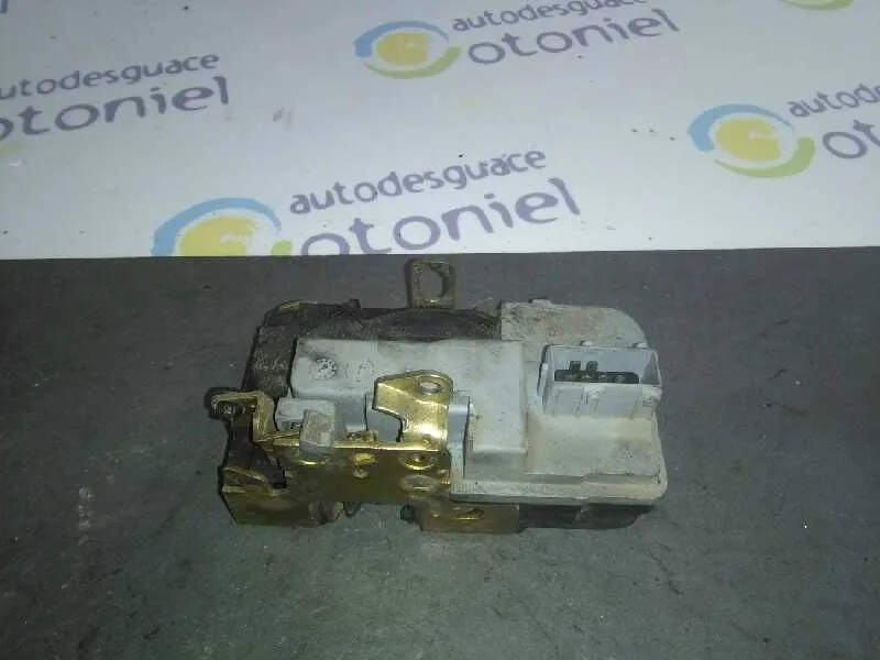 Cerradura Puerta Delantera Derecha para Peugeot 306 Berlina 3/4/5 Puertas (S2)