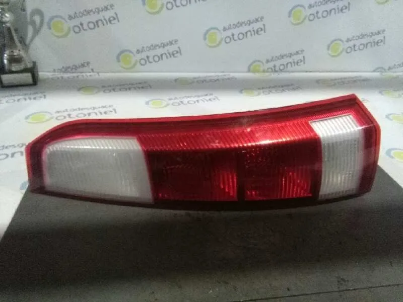 Piloto Trasero Derecho para Opel Meriva