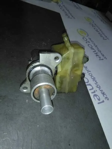 Bomba Freno para Mercedes-Benz Clase C (W201) Berlina