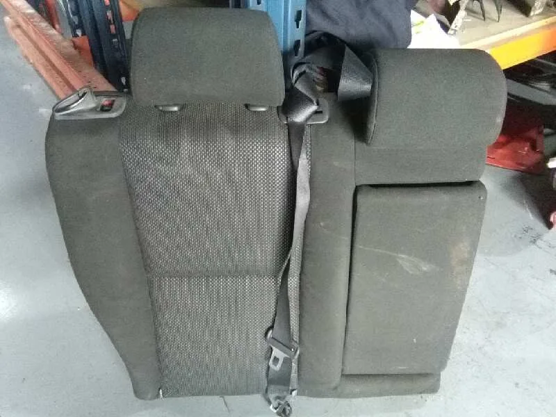 Cinturon Seguridad Trasero Derecho para Toyota Avensis Berlina (T25)