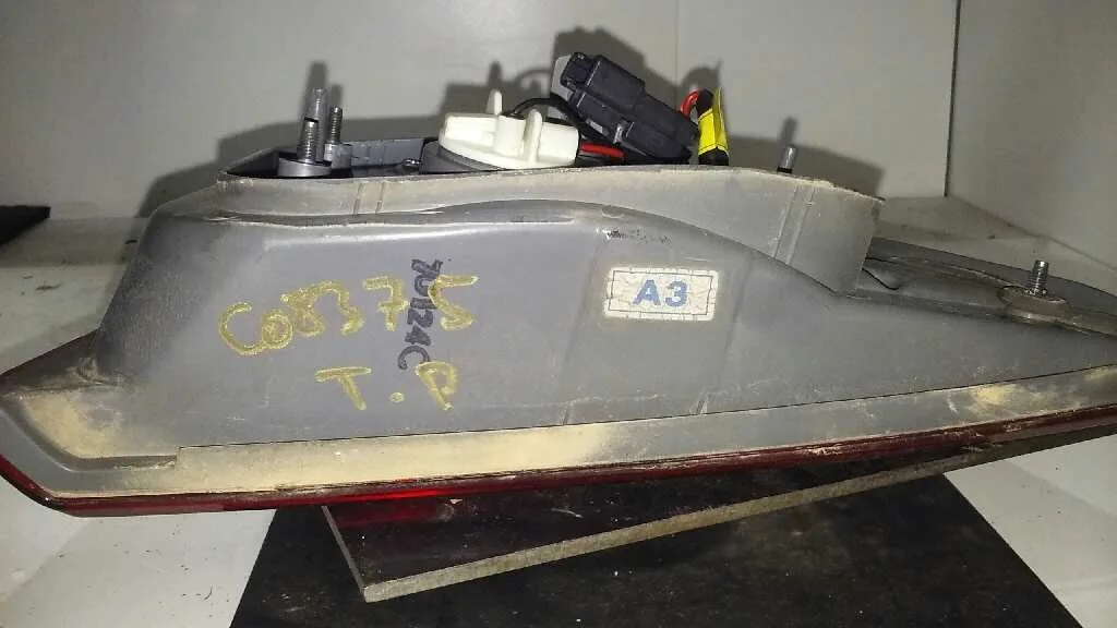 Piloto Trasero Derecho Interior para Hyundai Sonata (Nf)