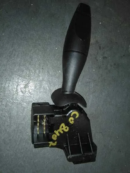 Mando Limpia para Ford Fiesta (Cbk)