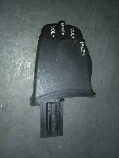Mando Volante para Ford Fiesta (Cbk)