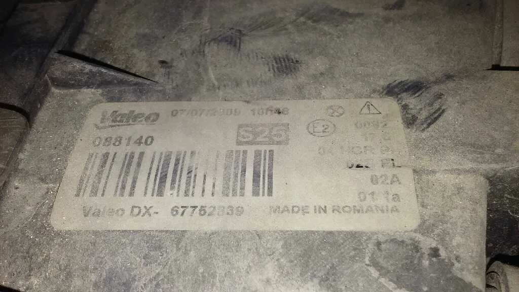 Faro Derecho para Fiat Punto Berlina (188)