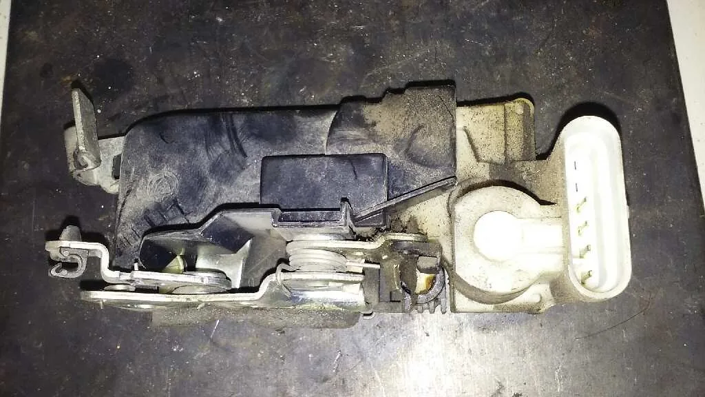 Cerradura Puerta Trasera Izquierda para Fiat Punto Berlina (188)