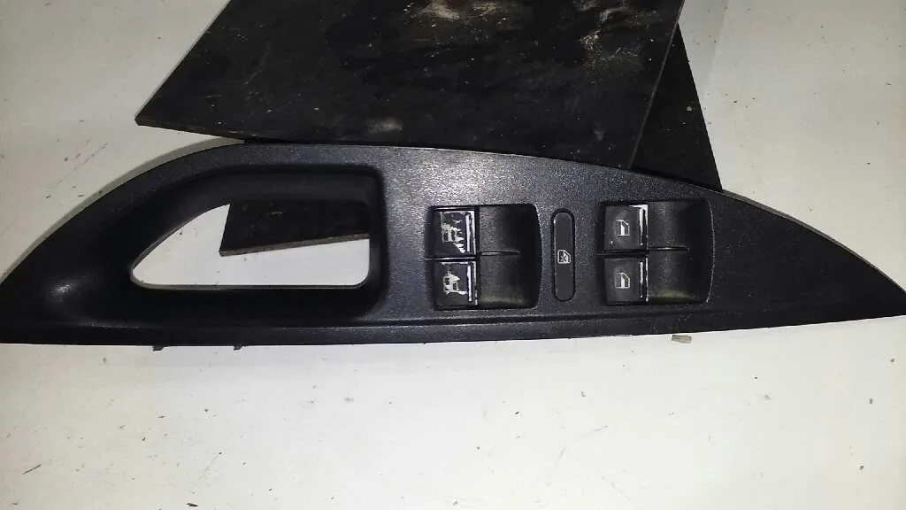Mando Elevalunas Delantero Izquierdo para Seat Toledo (5P2)