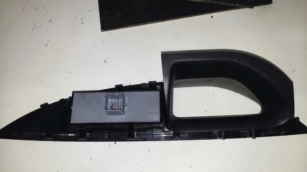 Mando Elevalunas Delantero Izquierdo para Seat Toledo (5P2)
