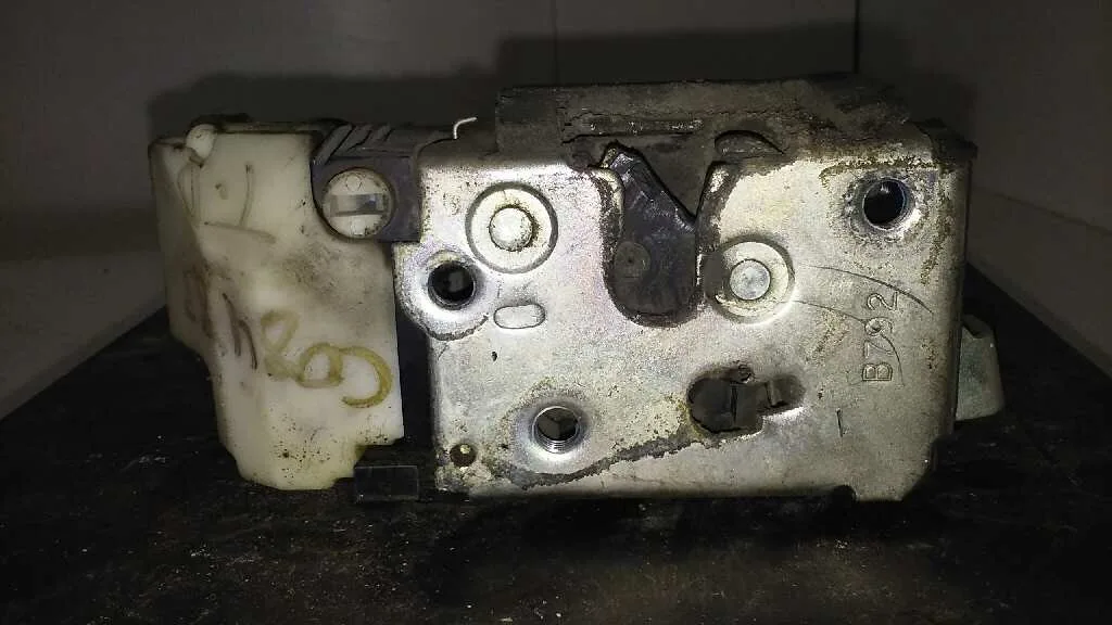 Cerradura Puerta Trasera Derecha para Fiat Punto Berlina (188)