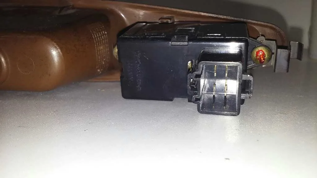 Mando Elevalunas Trasero Izquierdo para Daewoo Leganza
