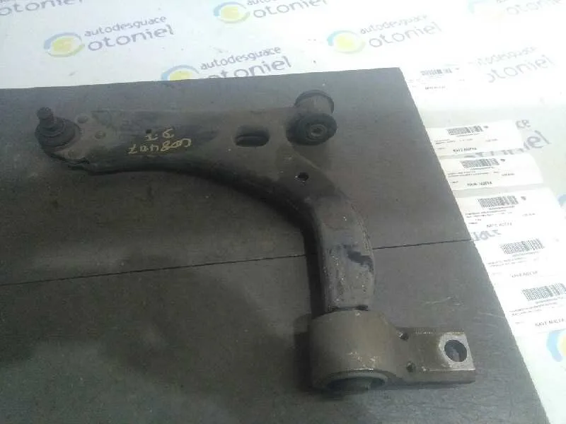 Brazo Suspension Inferior Delantero Izquierdo para Ford Fiesta (Cbk)