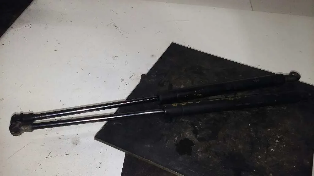 Amortiguadores Capo para Alfa Romeo 156 (116)