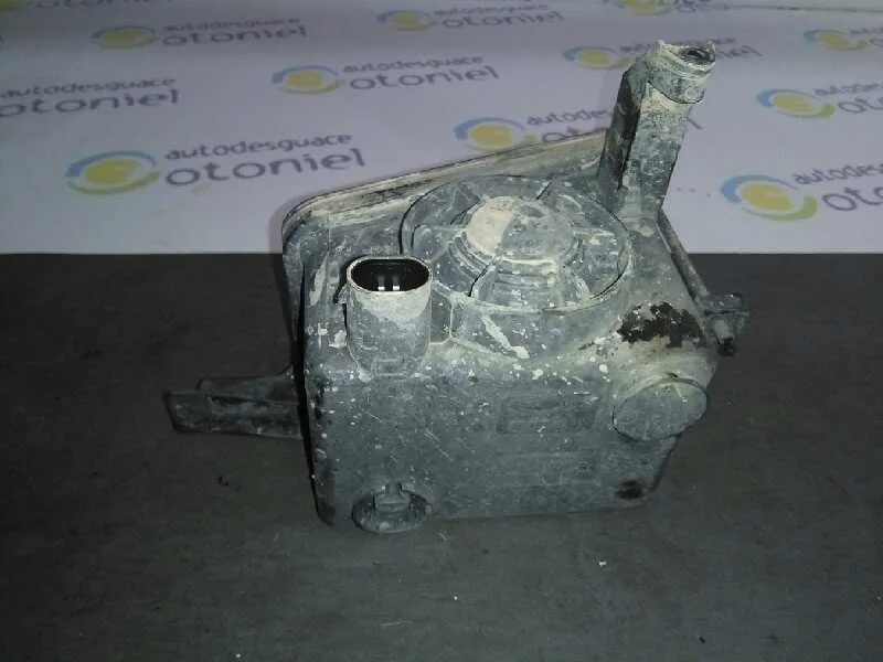 Faro Antiniebla Derecho para Opel Corsa C
