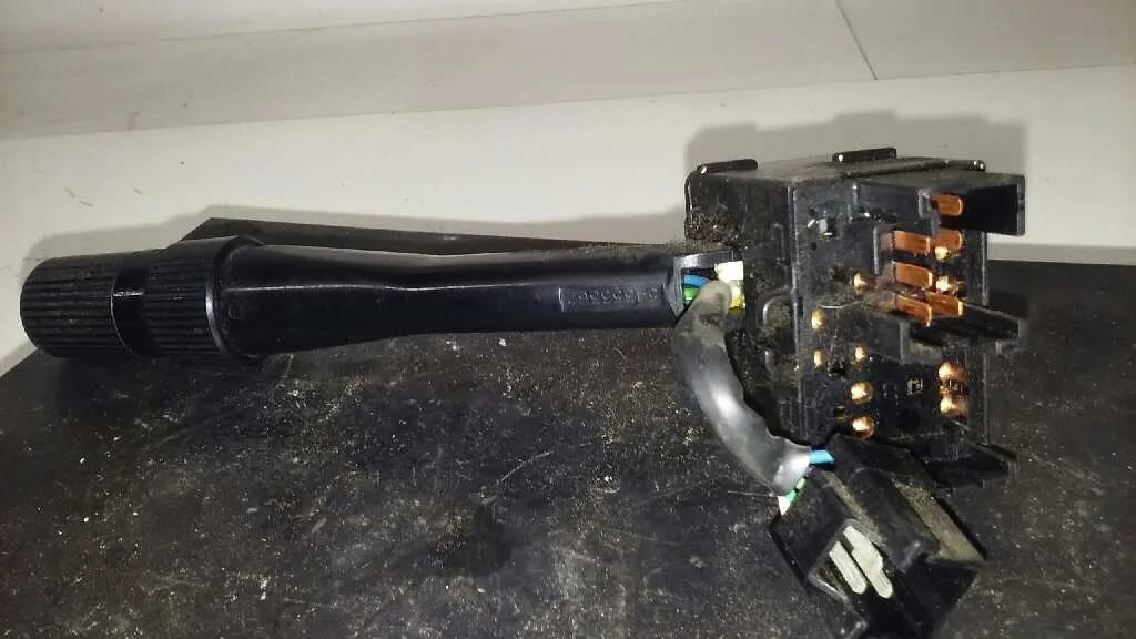 Mando Limpia para Honda Civic Berlina .5 (Ma/Mb)
