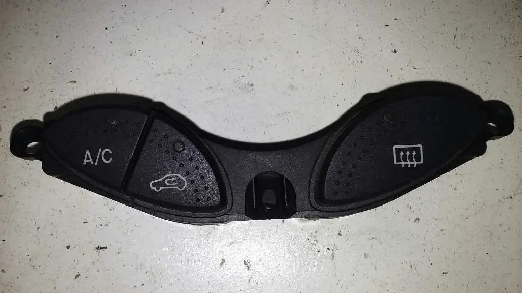 Interruptor para Ford Focus Berlina (Cak)