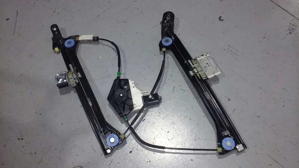 Elevalunas Delantero Derecho para Audi A4 Berlina (8E)