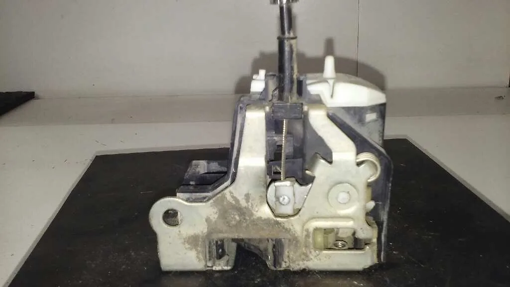 Cerradura Puerta Delantera Derecha para Renault Clio Ii Fase Ii (B/Cb0)