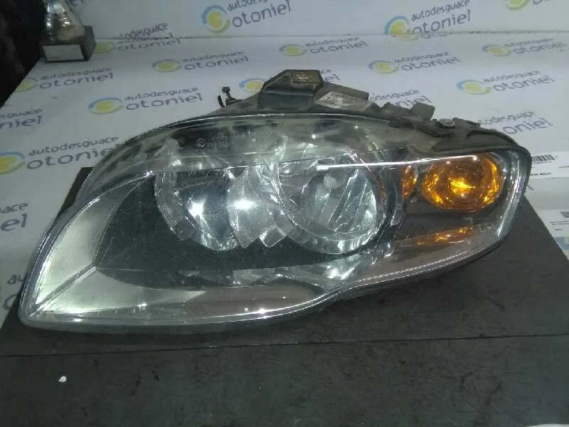 Faro Izquierdo para Audi A4 Berlina (8E)