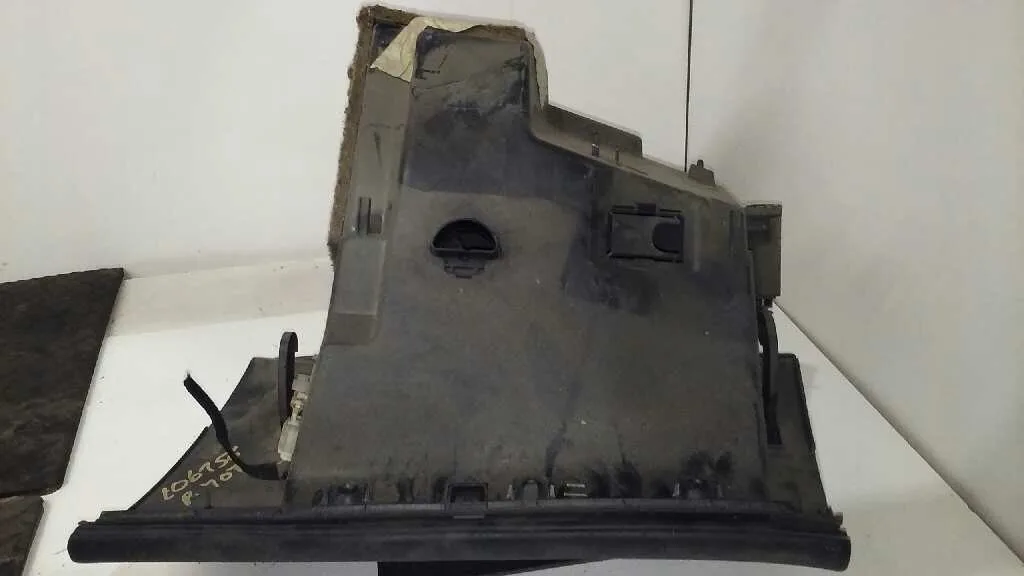 Guantera para Peugeot 407