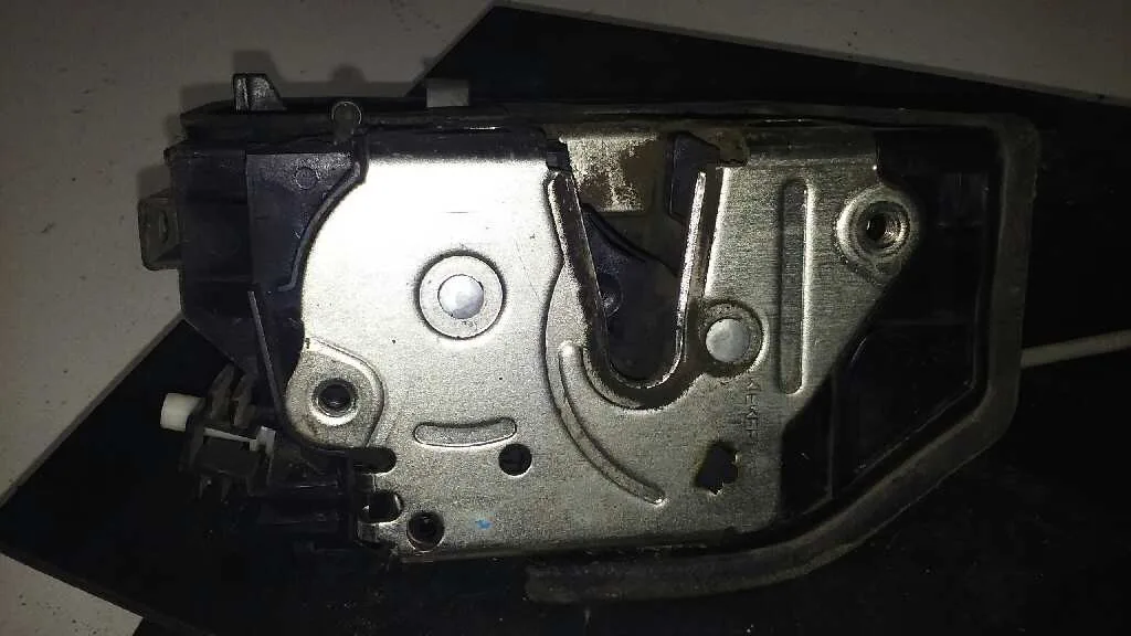 Cerradura Puerta Trasera Derecha para Bmw Serie 1 Berlina (E81/E87)