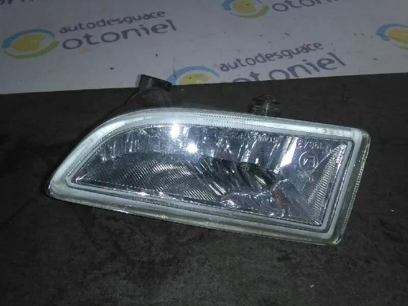 Faro Antiniebla Izquierdo para Mazda 2 Berlina (Dy)