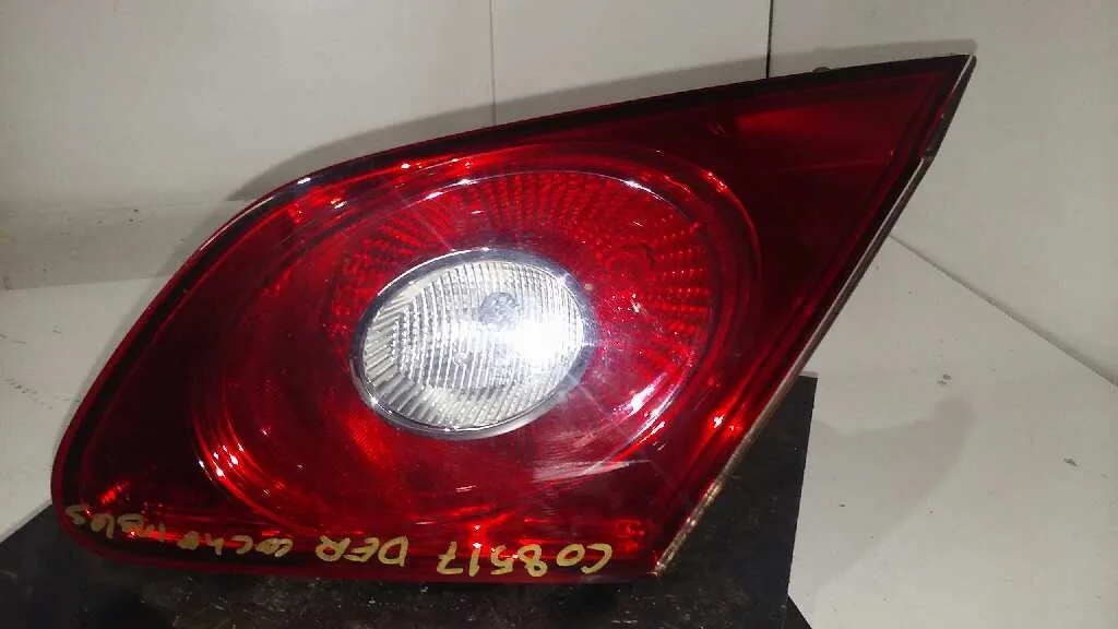 Piloto Trasero Derecho Interior para Volkswagen Passat Cc (357)