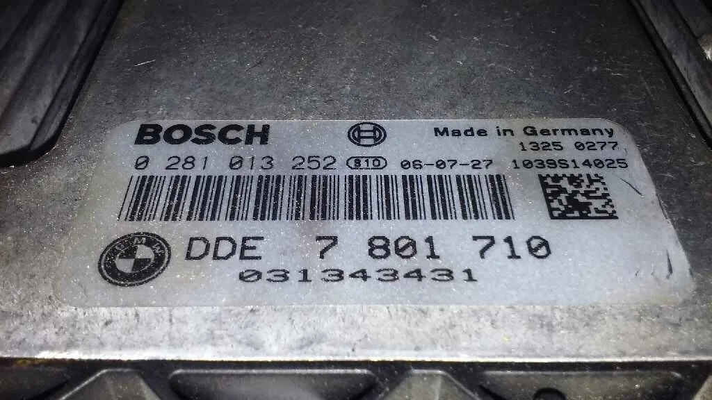 Centralita Motor Uce para Bmw Serie 1 Berlina (E81/E87)