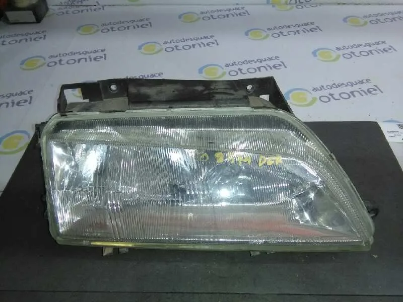 Faro Derecho para Citroën Xantia Berlina
