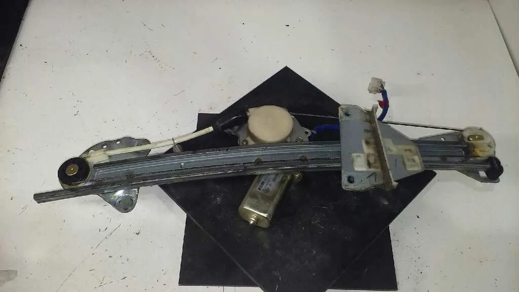 Elevalunas Delantero Derecho para Mazda 626 Berlina (Ge)