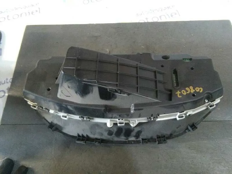 Cuadro Instrumentos para Toyota Yaris