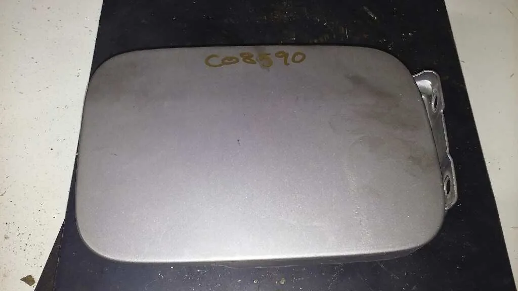 Tapa Exterior Combustible para Mercedes-Benz Clase A (W168)