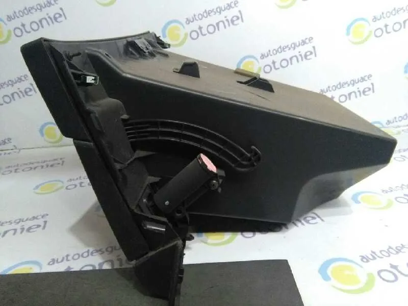 Guantera para Nissan Qashqai (J10)