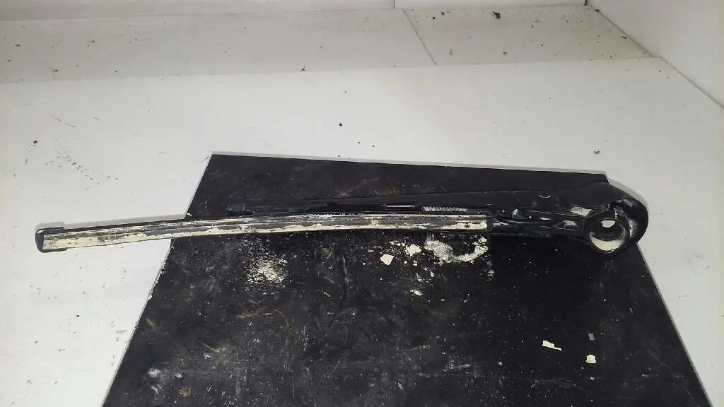 Brazo Limpia Trasero para Mercedes-Benz Clase A (W176)