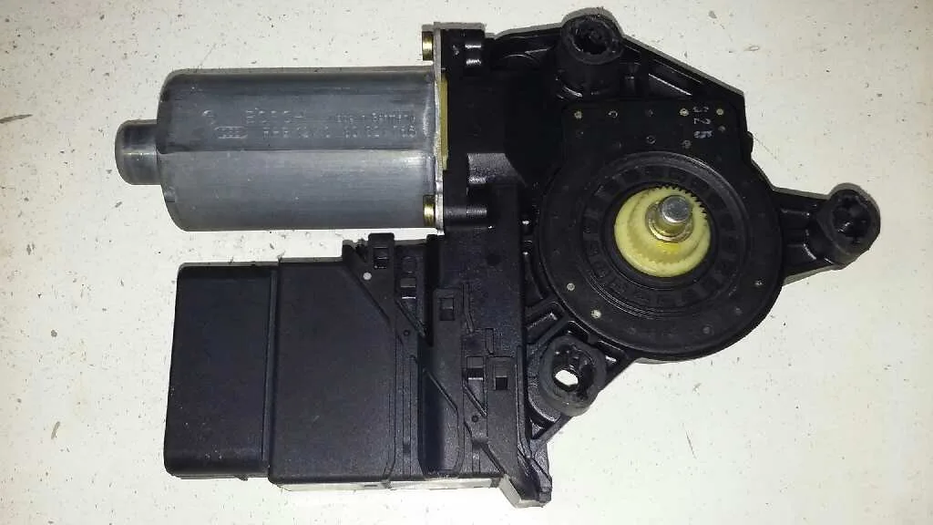 Motor Elevalunas Trasero Derecho para Volkswagen Golf Iv Berlina (1J1)
