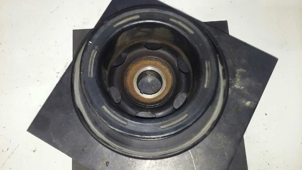 Polea Ciguenal para Mercedes-Benz Sprinterii Caja Cerrada (Desde 01.06)