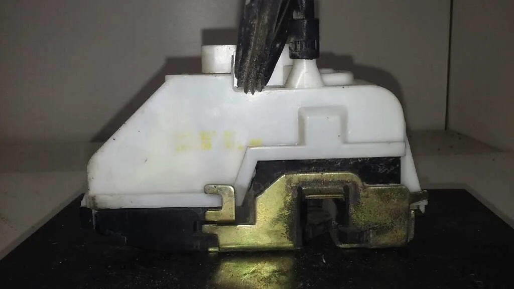 Cerradura Puerta Delantera Izquierda para Citroën C3