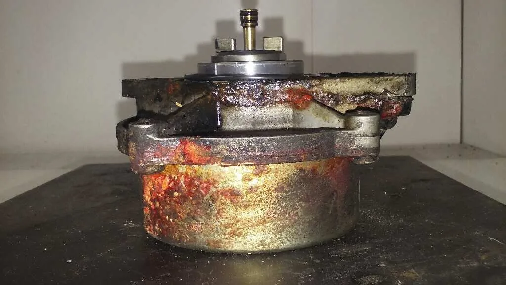Depresor Freno / Bomba Vacio para Audi A6 Berlina (4B2)